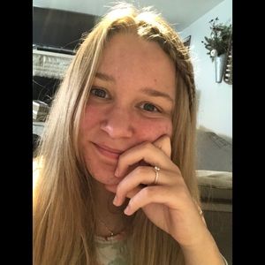 Meet your Posher, Edith louise